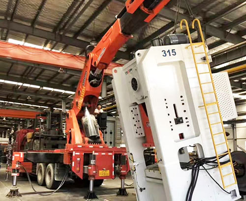 莺歌海镇附近随车吊出租，轻松解决运输难题