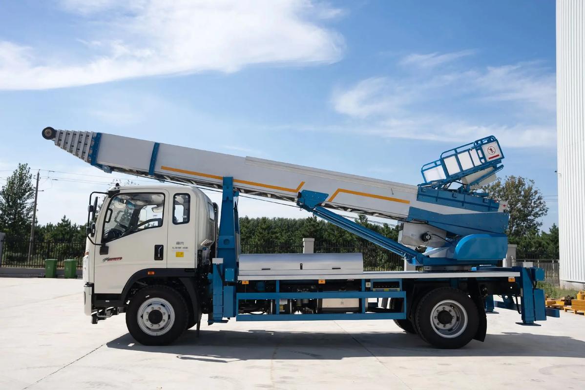 莺歌海镇云梯上料车租赁费用